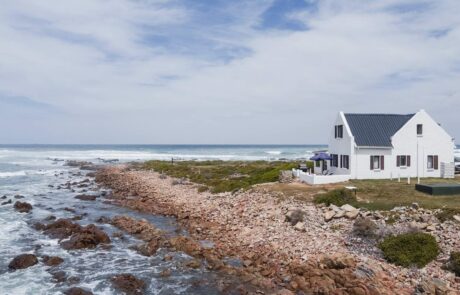Periwinkel Beach House – Self Catering Accommodation Mossel Bay – Kanon Private Nature Reserve Periwinkel Beach House - Self Catering Accommodation Mossel Bay - Kanon Private Nature Reserve