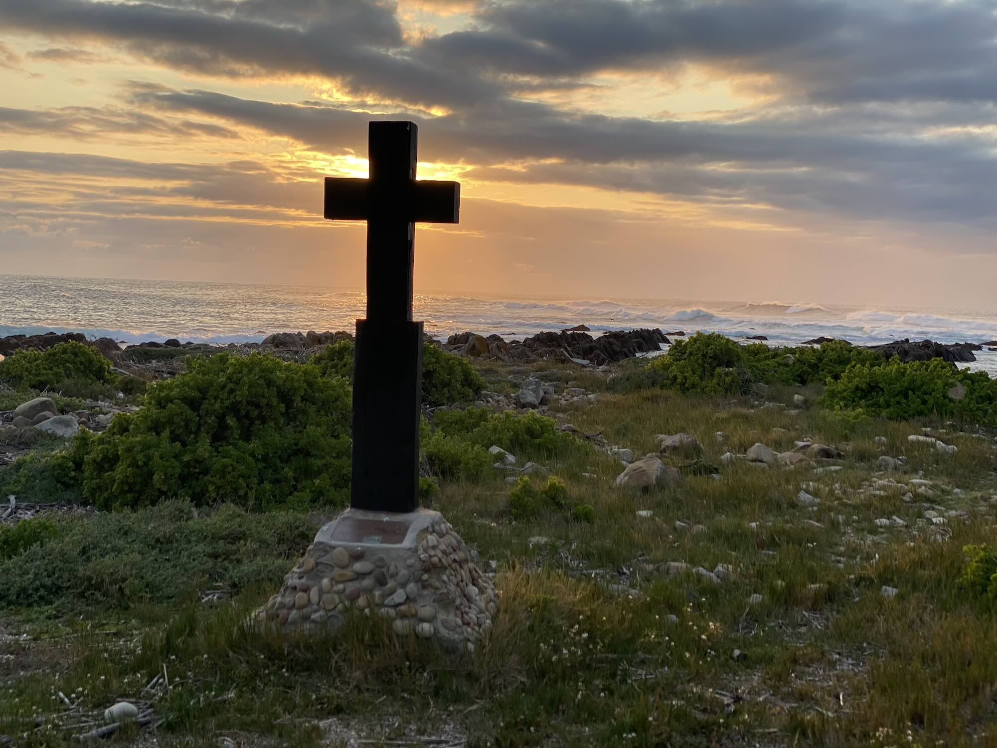 Gourtismond Accommodation at Kanon – Cape Vacca Dias Cross 4 Gourtismond Accommodation at Kanon - Cape Vacca Dias Cross 4