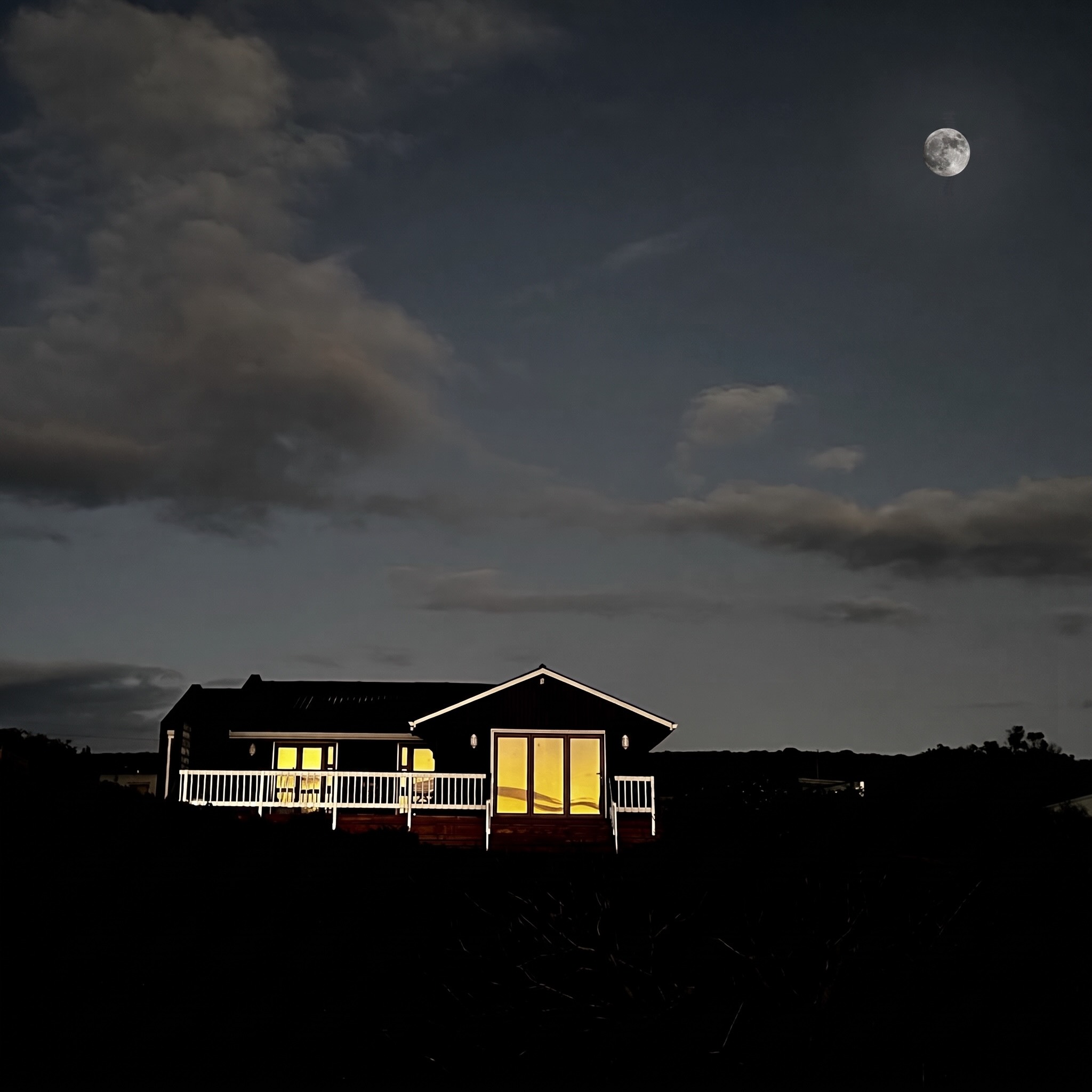 Fynbos Beach Cottage - Self Catering Accommodation at Kanon